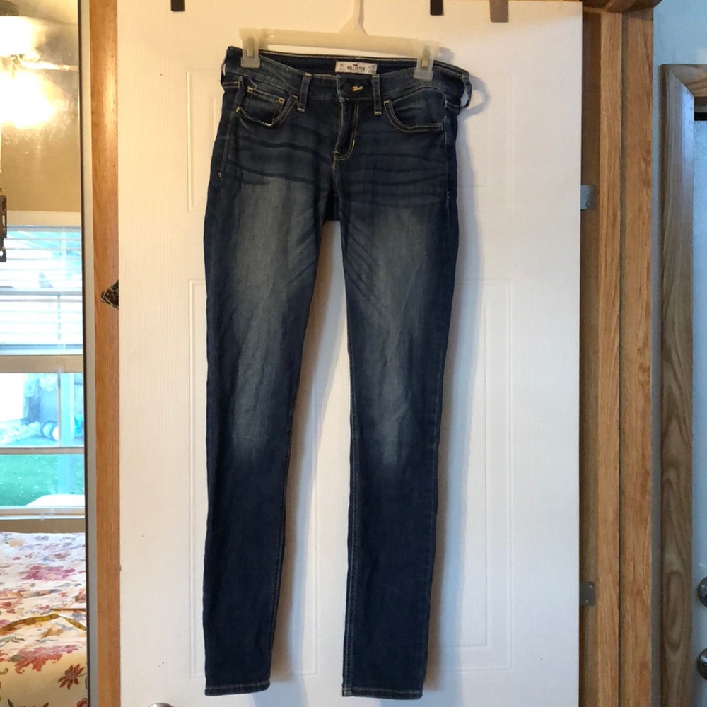 Hollister jeans